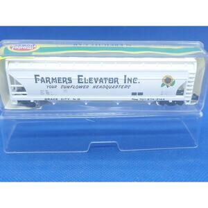 Model Power N Scale Farmers Elevator Inc Covered Hopper Car Vintage- No Ran